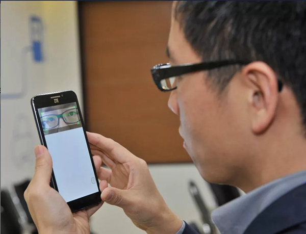 人脸识别破解术成黑产业,护脸亟须查缺补漏 人脸识别破解术成黑产业,护脸亟须查缺补漏