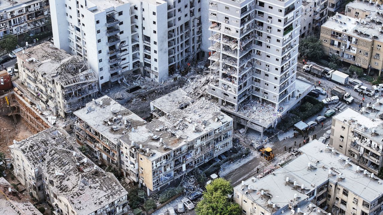 以色列巴特亚姆的居民住宅因伊朗导弹袭击而受损