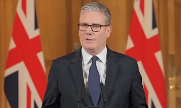 英国首相斯塔默宣布考虑在9月联合国大会上承认巴勒斯坦国 英国首相斯塔默宣布考虑在9月联合国大会上承认巴勒斯坦国